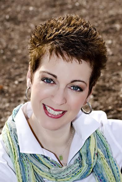 472: Twelve Minute Convos w/ Daphne Smith
