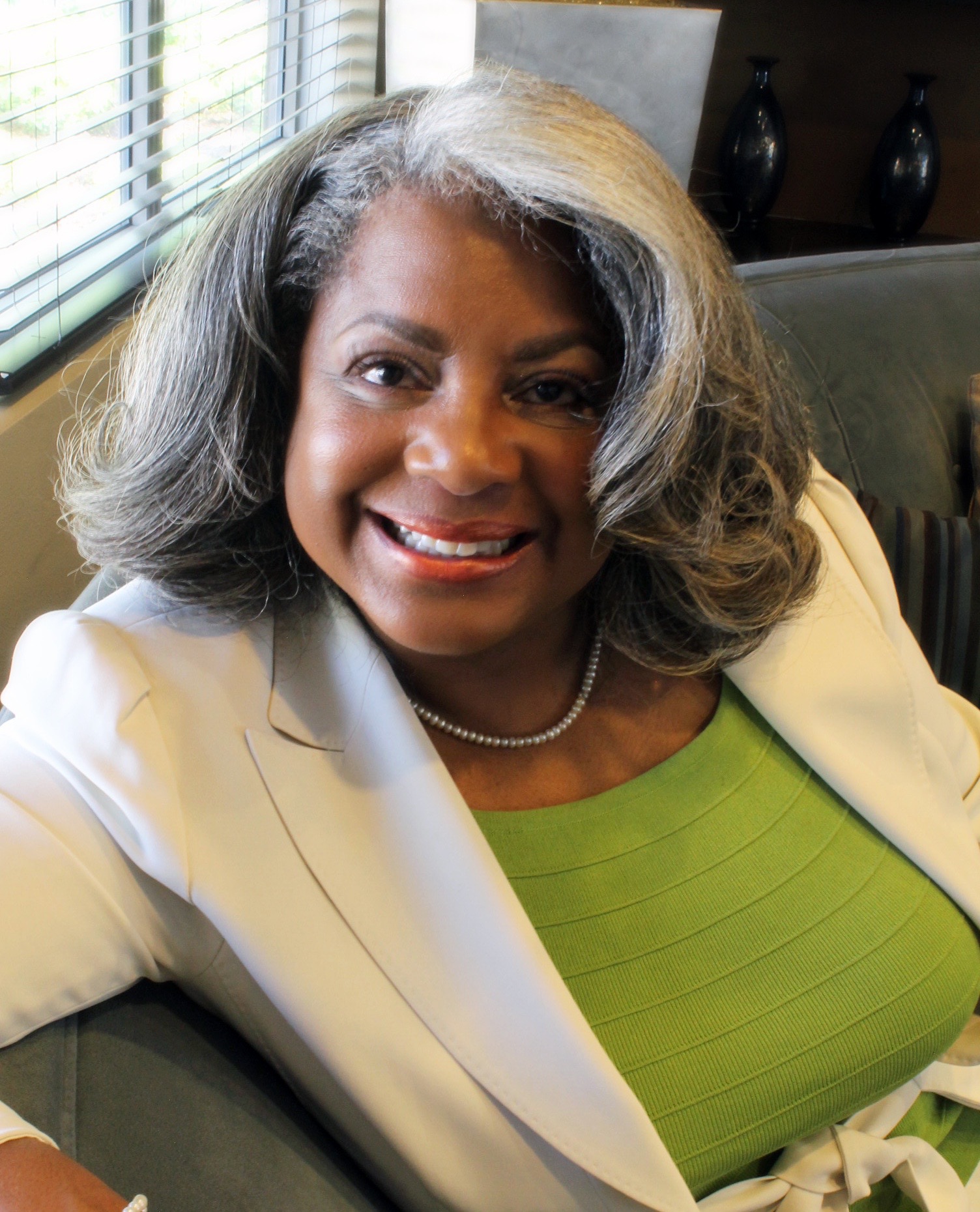 Regina rich ph. Фрэнсис Тьяфу